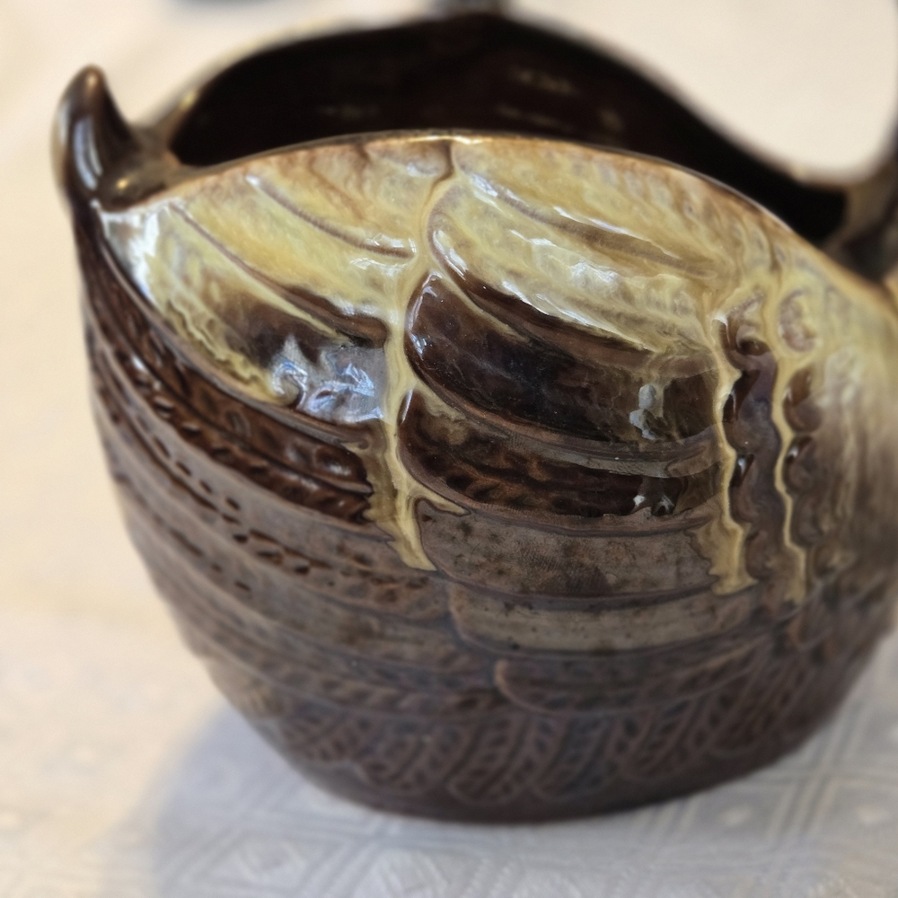 Beautiful Norcrest swan bowl flower vase brown and cream E789 never used - Picture 2 of 12